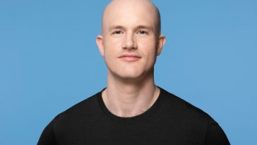 fotografija celnika coinbasea briana artmstronga